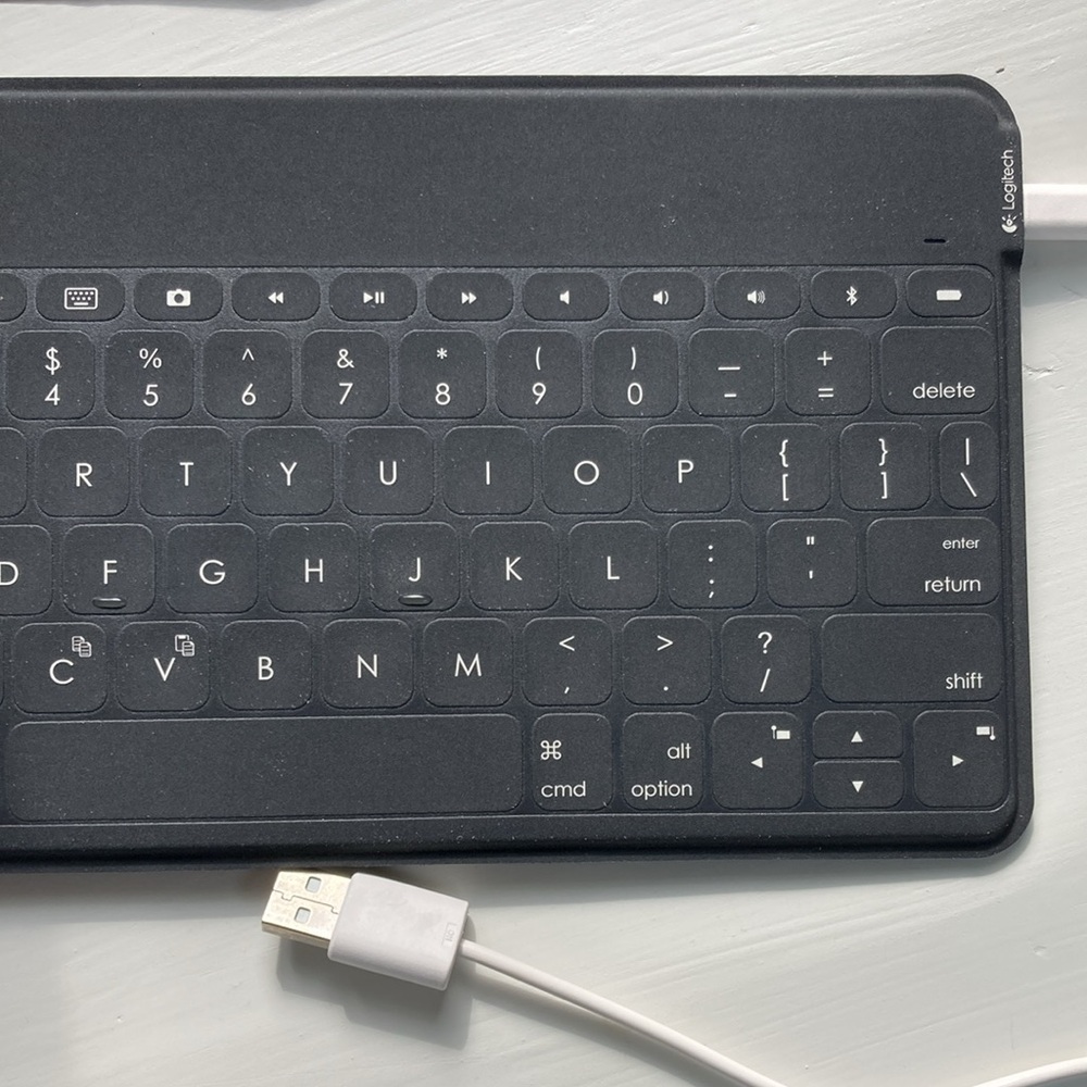 Logitech Keys-to-Go wireless keyboard - Picture 3 of 4